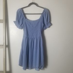TECREW BLUE DRESS SIZE MEDIUM